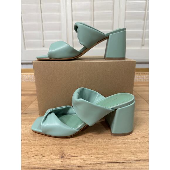 Marc Fisher Women's Kari High Heel Sandals Size 7.5 NWOB Faux Leather Slip Ons - Picture 3 of 12